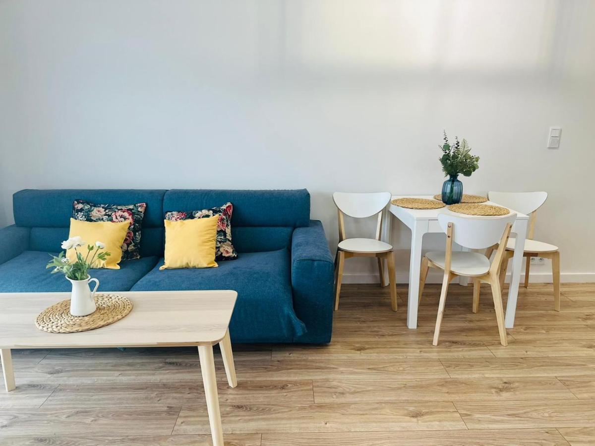 Apartment New With Excellent Communication.