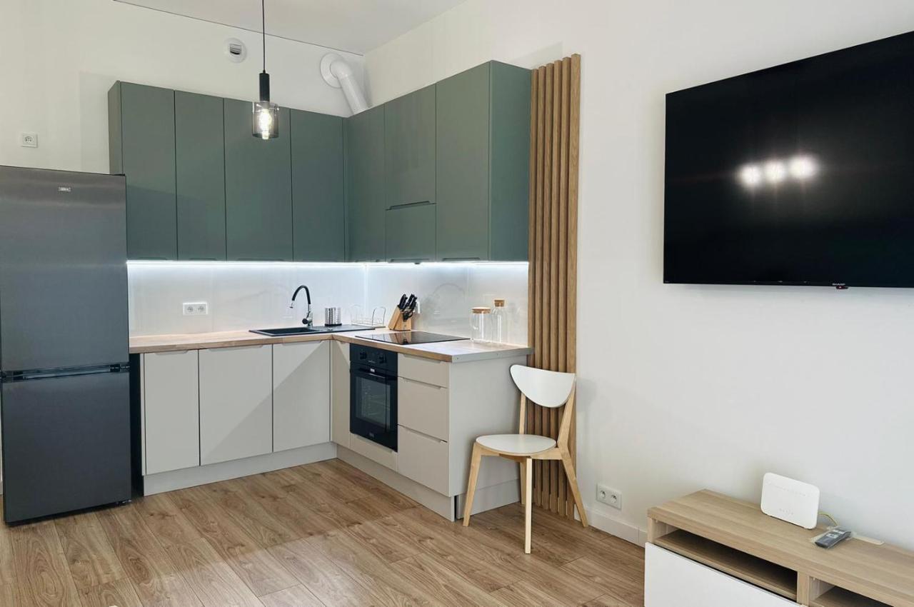 Apartment New With Excellent Communication.