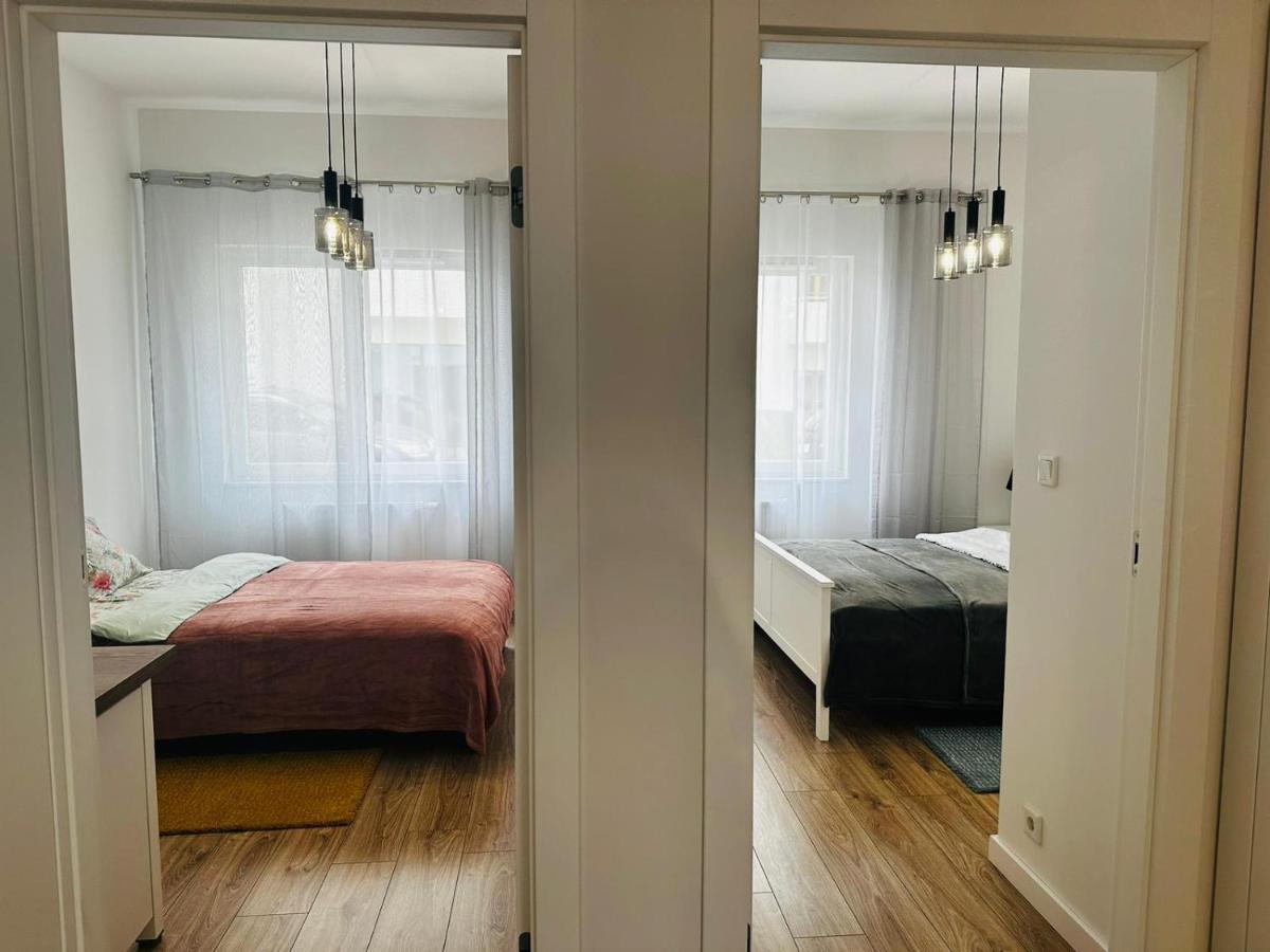 Apartment New With Excellent Communication. *